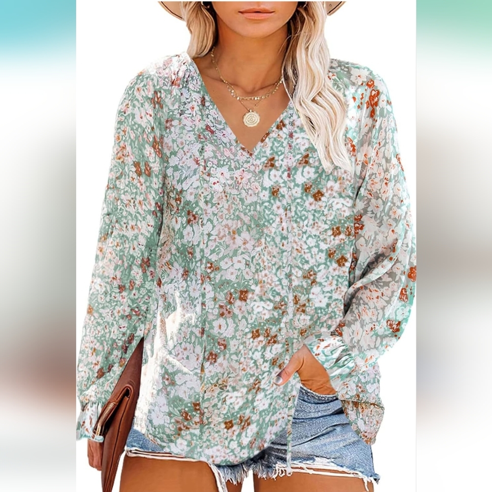 Chiffon Boho Floral V Neck Long Sleeve Size 2X Green (NWT)